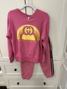 Gucci Kids Pink Sweatshirt with Yellow Logo Rainbow Graphic
